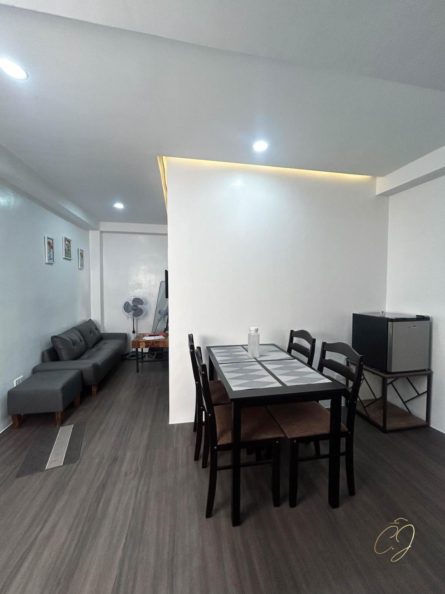 Cj Apartments オロンガポ エクステリア 写真