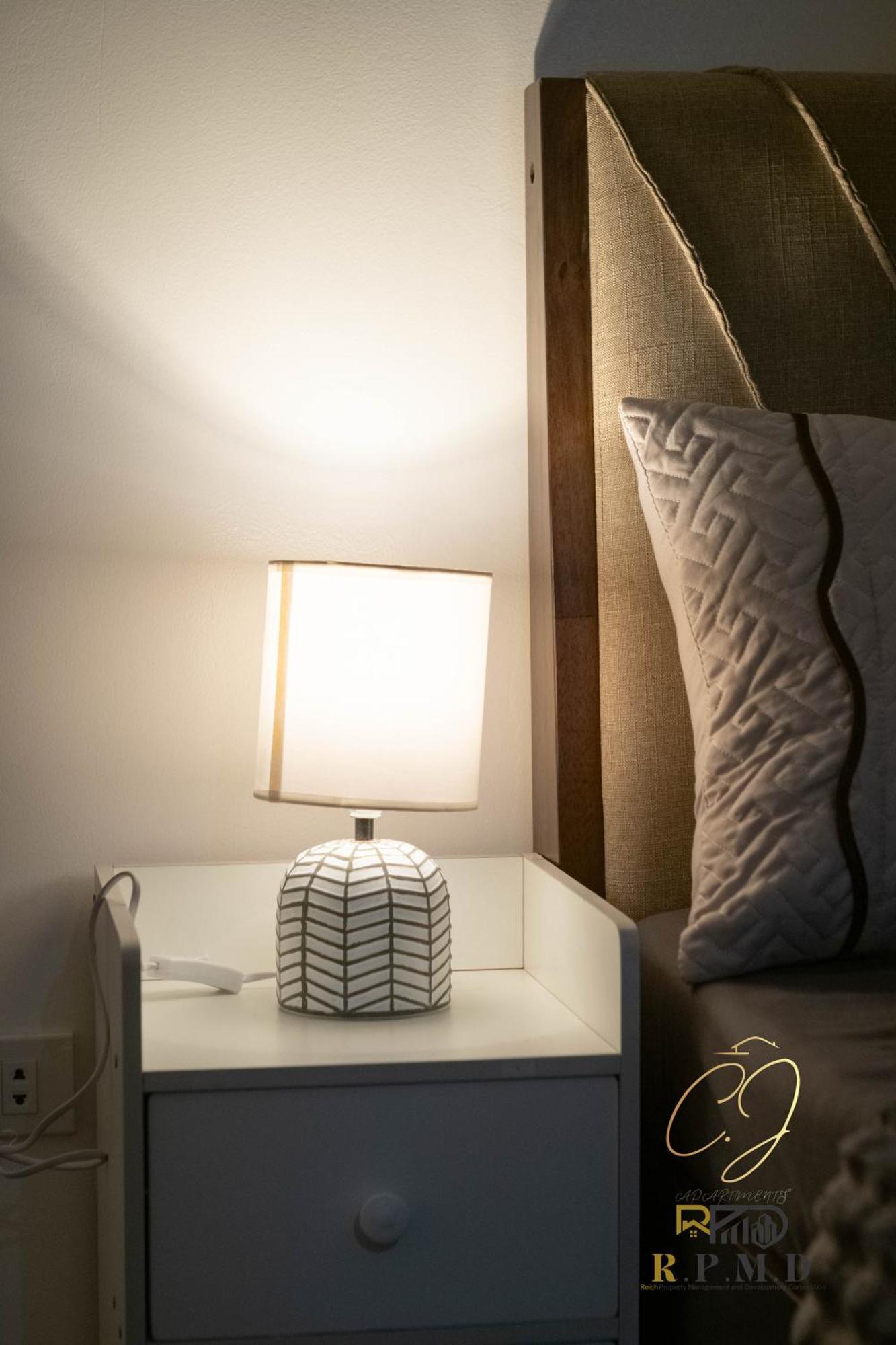 Cj Apartments オロンガポ エクステリア 写真