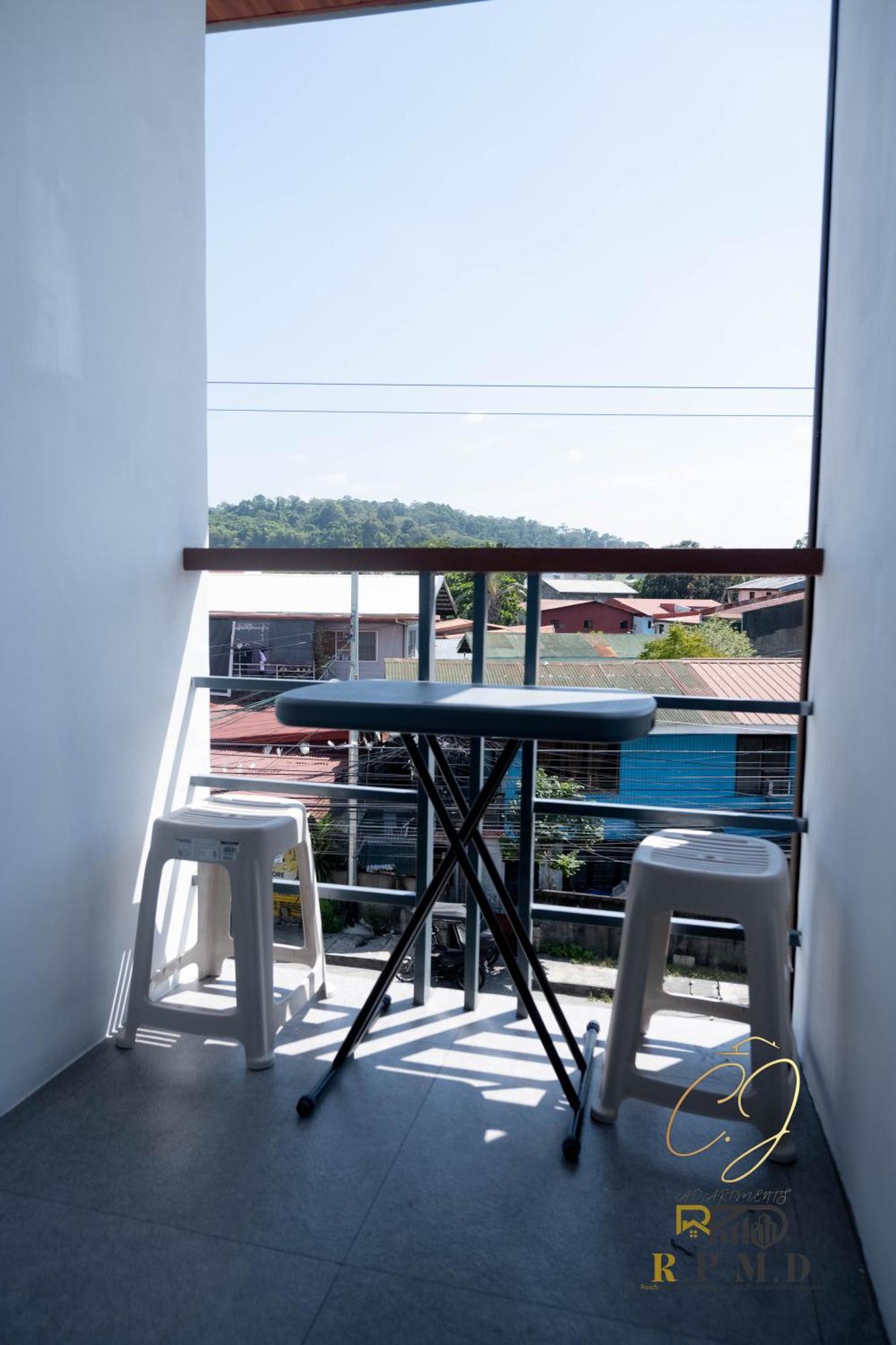 Cj Apartments オロンガポ エクステリア 写真