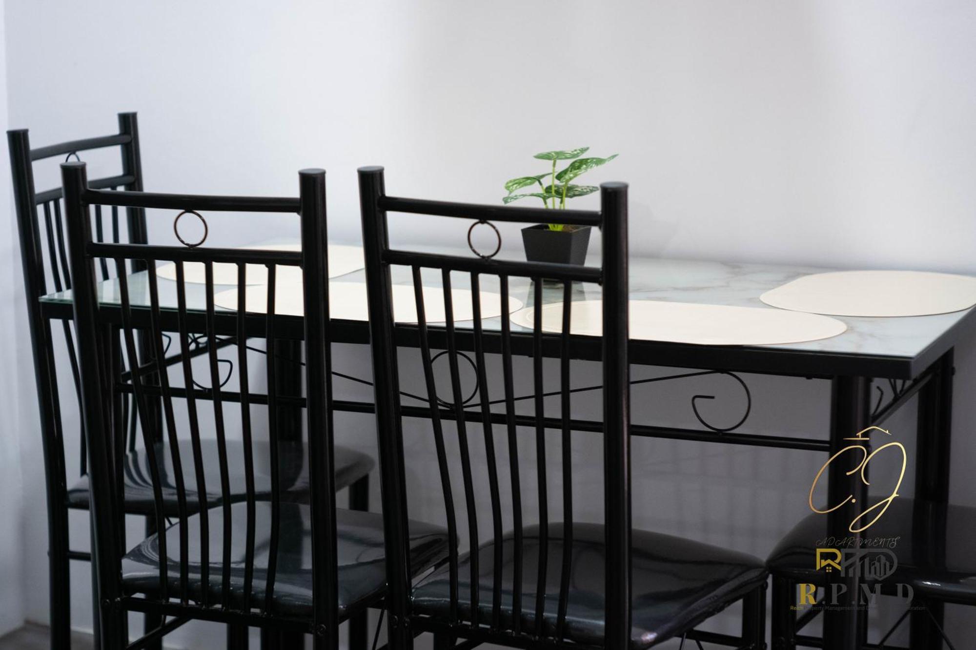 Cj Apartments オロンガポ エクステリア 写真